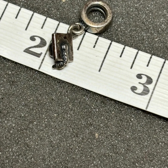 Authentic PANDORA Retired Sterling Silver Charm GRADUATION CAP Dangle Pendant - Picture 6 of 6